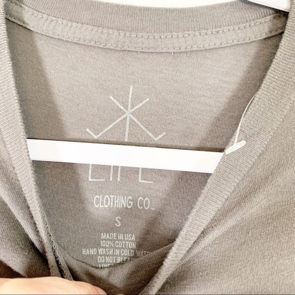 Talk A Walk on the Wild Side Graphic Tee Small - Picture 4 of 4